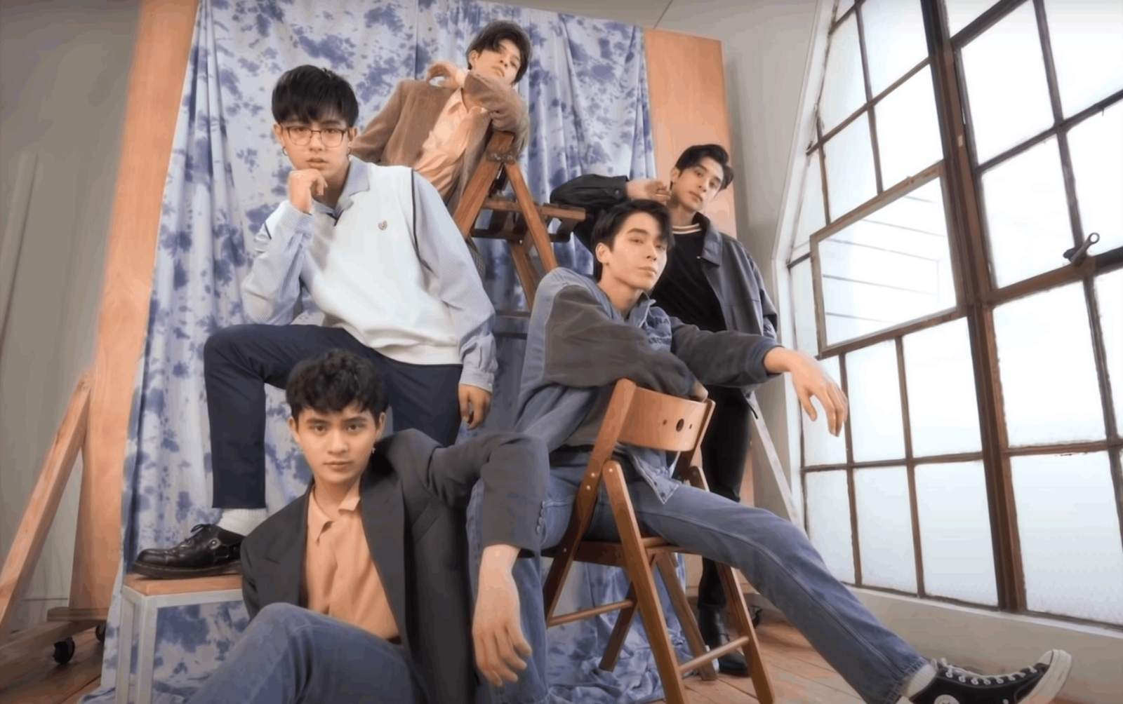 superstar in article 1