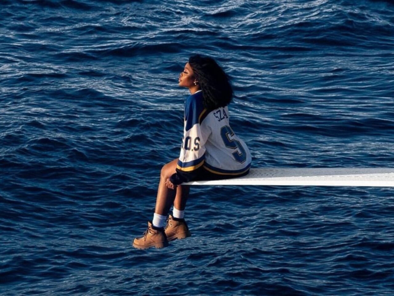 SZA SOS Album Cover