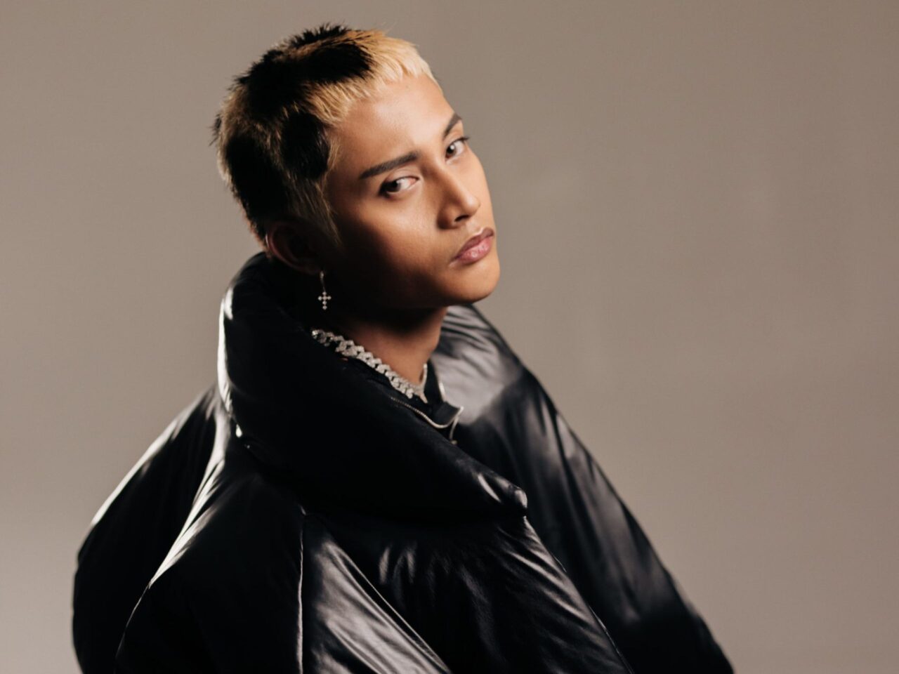 VOB, Felip, Lola Amour, Enhypen's Jay - 7 Dream Regional Collabs