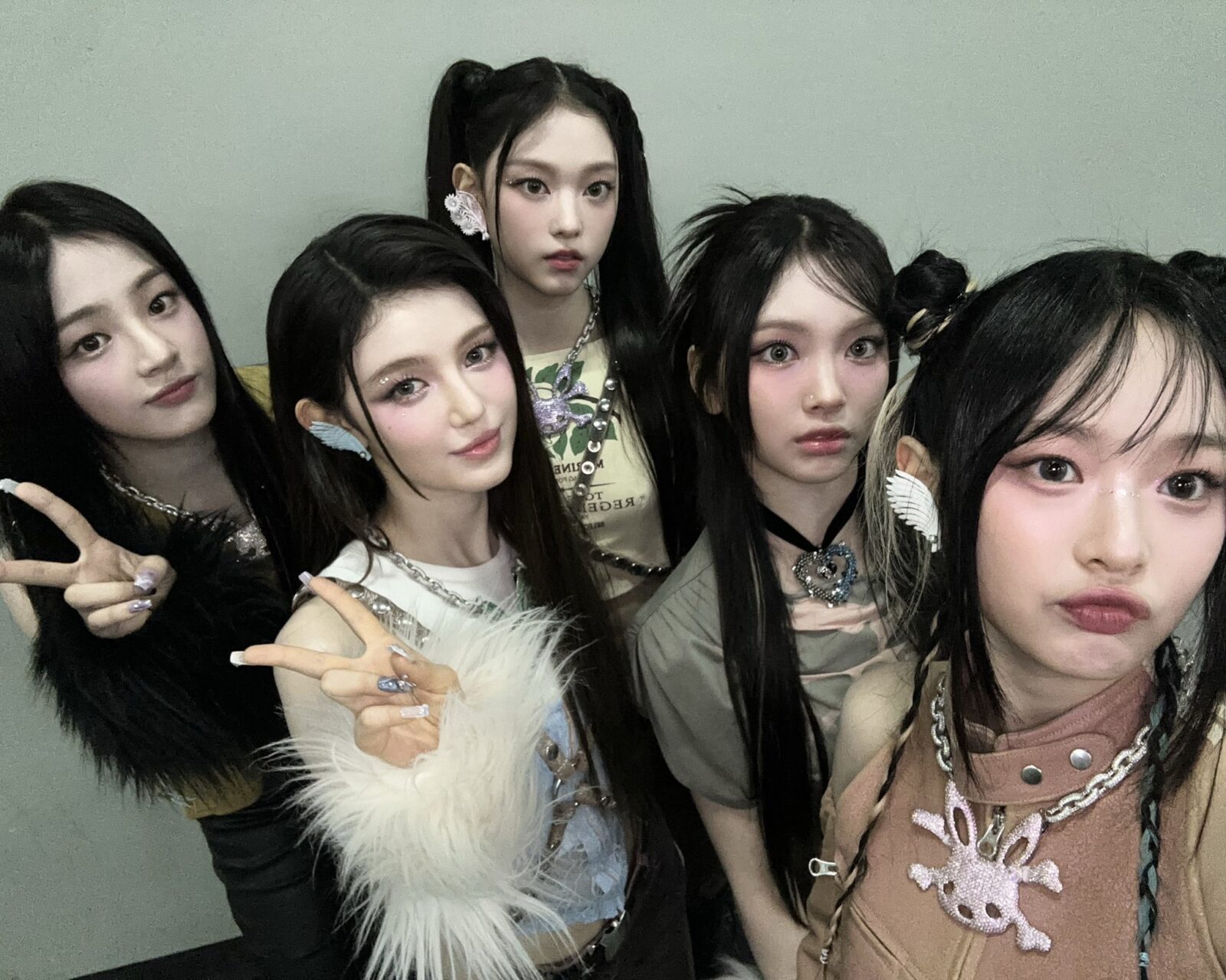 NewJeans Asia Artist Awards 2023