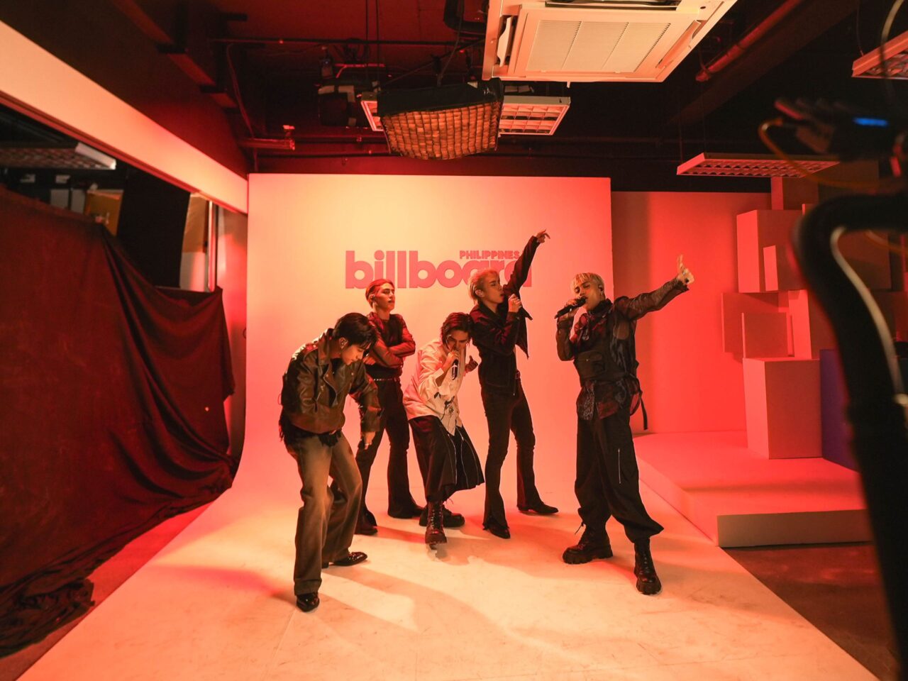 WHO DO YOU WANT TO SEE NEXT ON BILLBOARD PHILIPPINES SOUNDWAVE