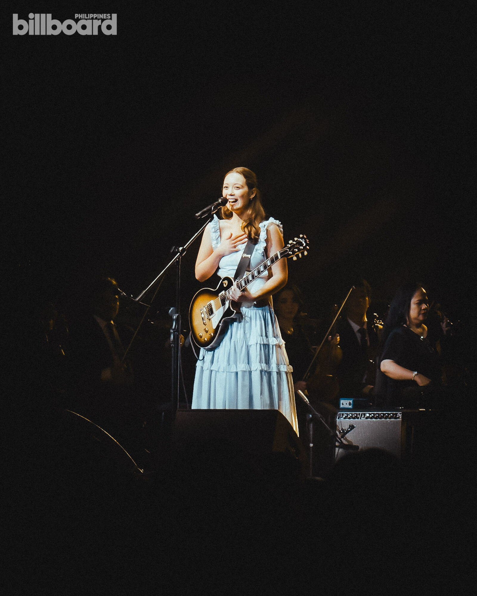 laufey live in manila 2024 a night at the symphony