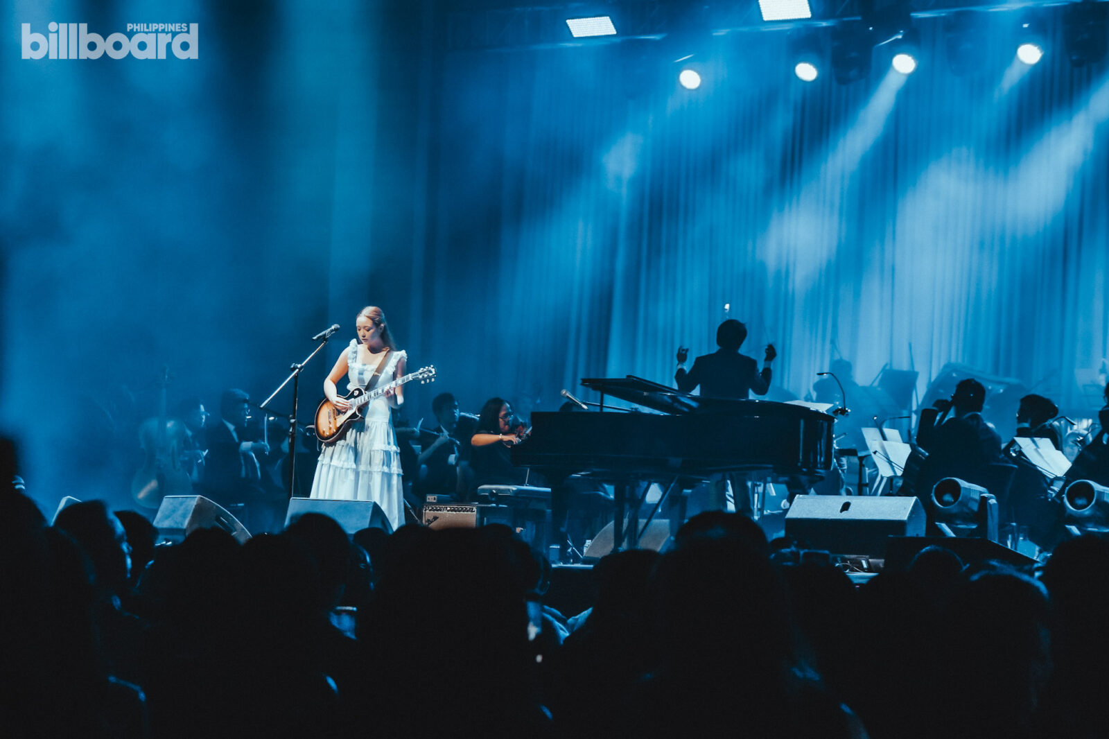 laufey live in manila 2024 a night at the symphony