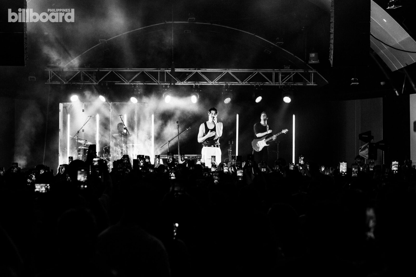 elijah woods live in manila 2024