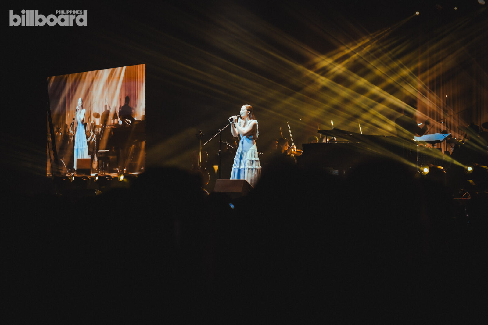 laufey live in manila 2024 a night at the symphony