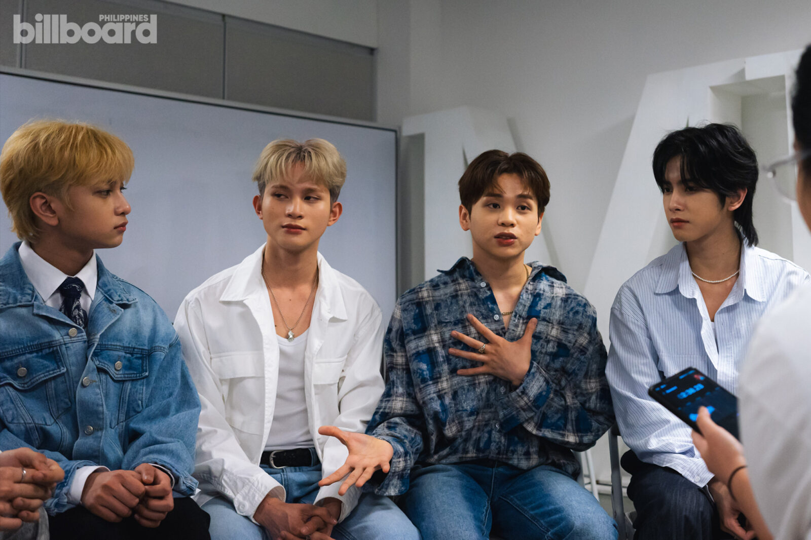 hori7on billboard ph philippines