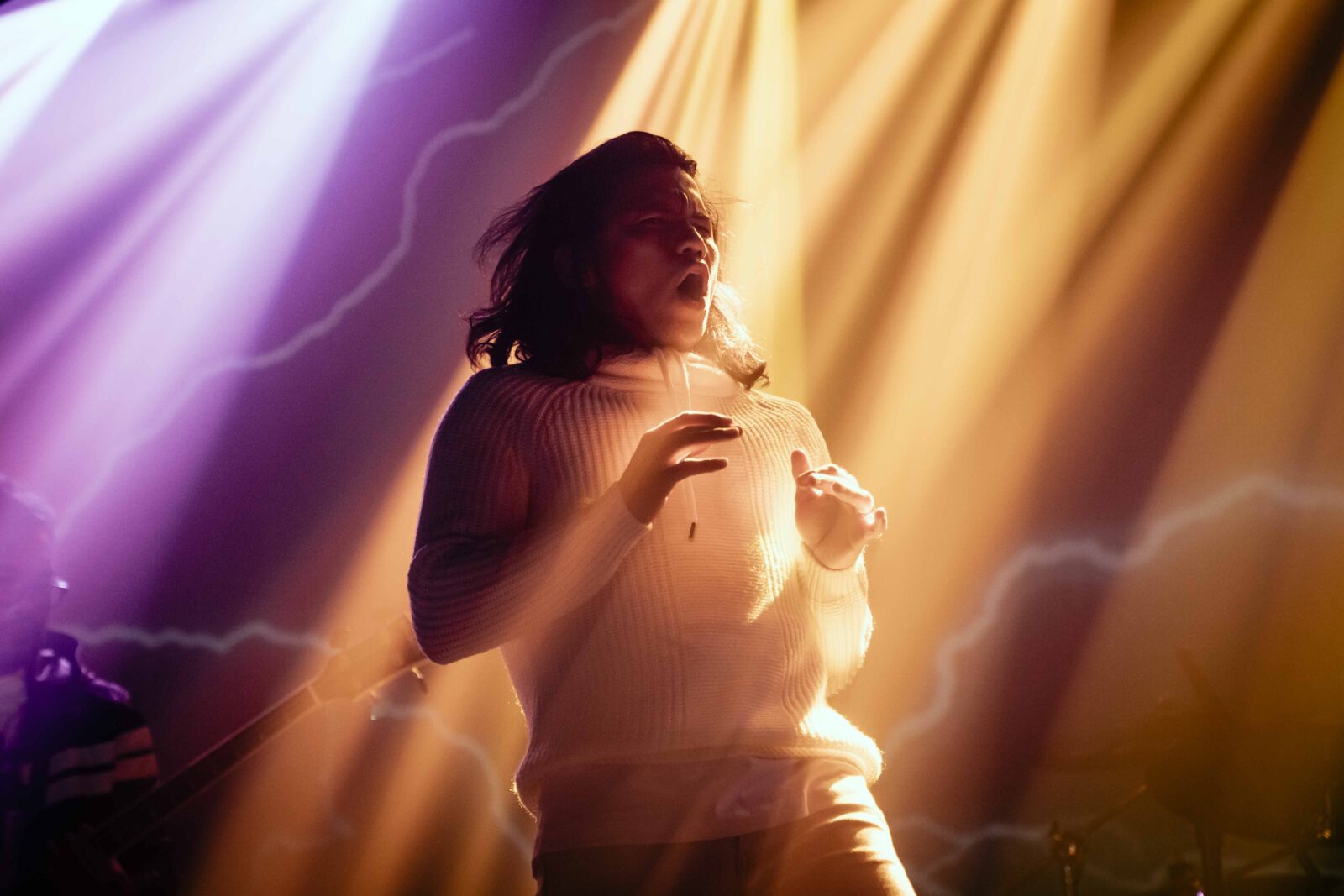 Yael Yuzon of Sponge Cola photographed by Niña Sandejas