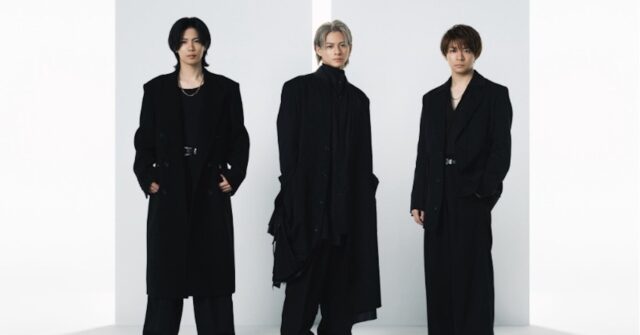 Number_i group photo