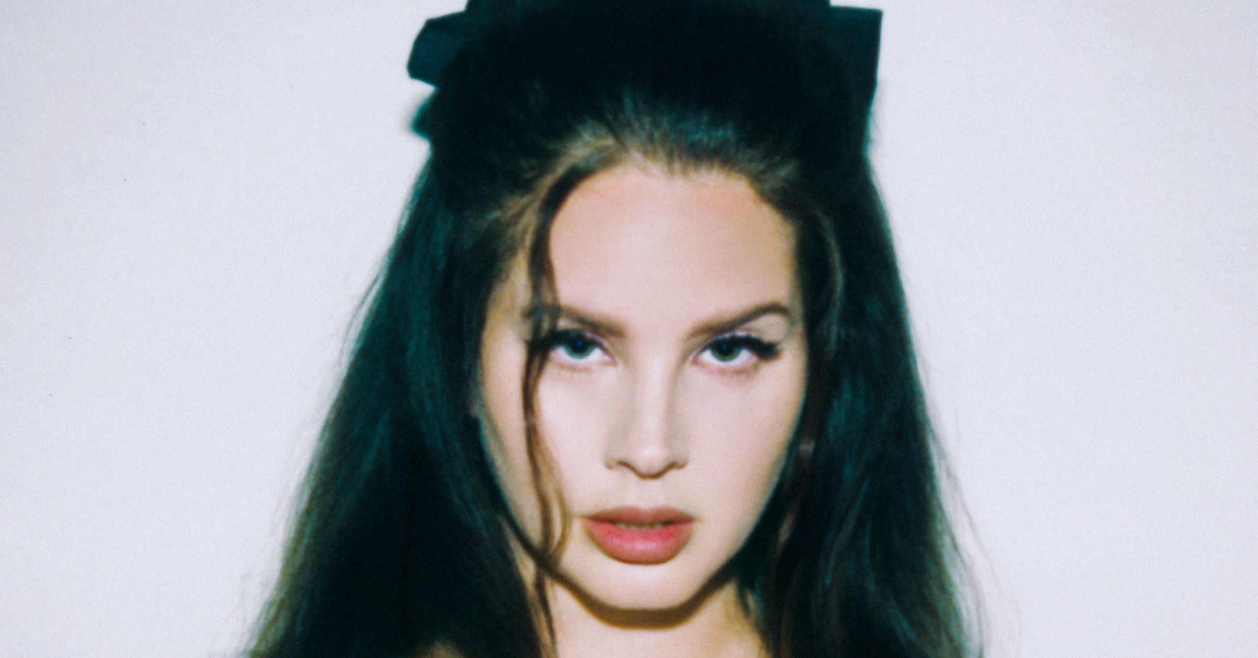Lana Del Rey To Release New Album 'The Right Person