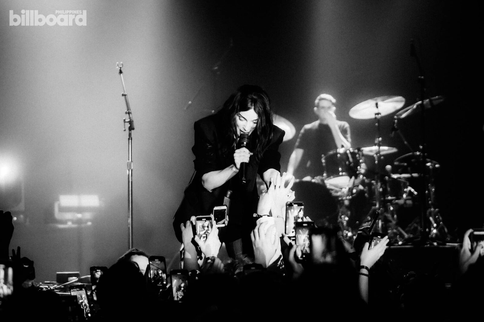 st vincent all born screaming tour manila billboard philippines 2025