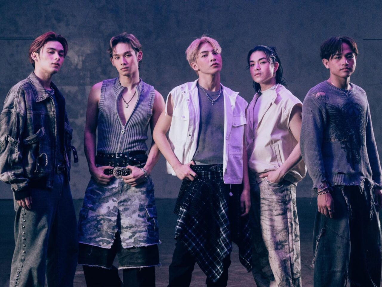 vxon sh*t sobrang init billboard philippines