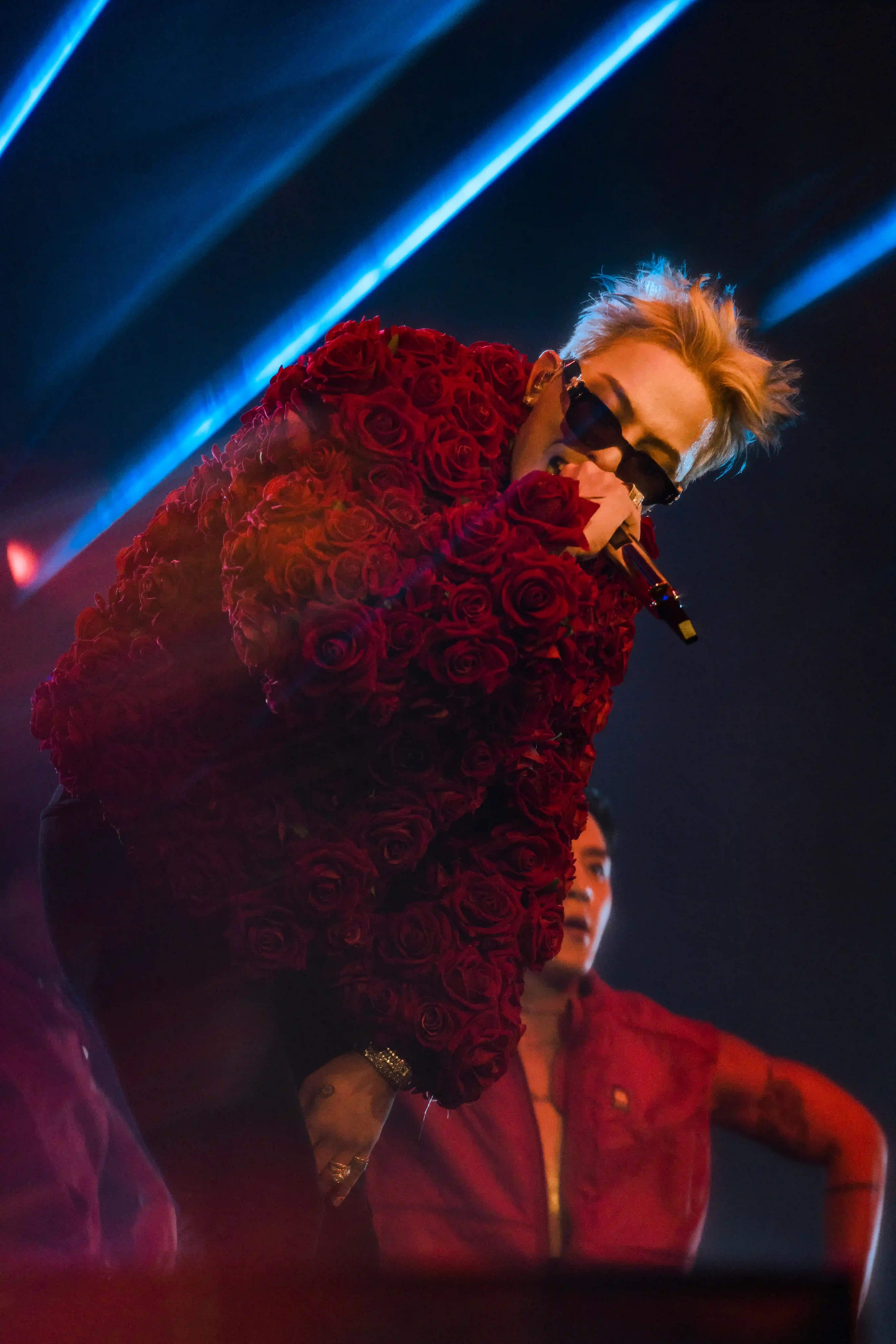 gdragon ubermensch philippine arena concert billboard philippines