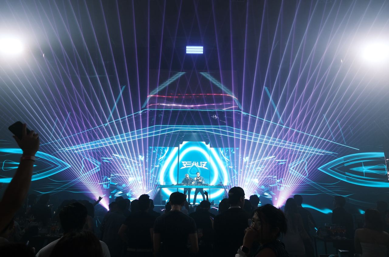 iqos forever curious event