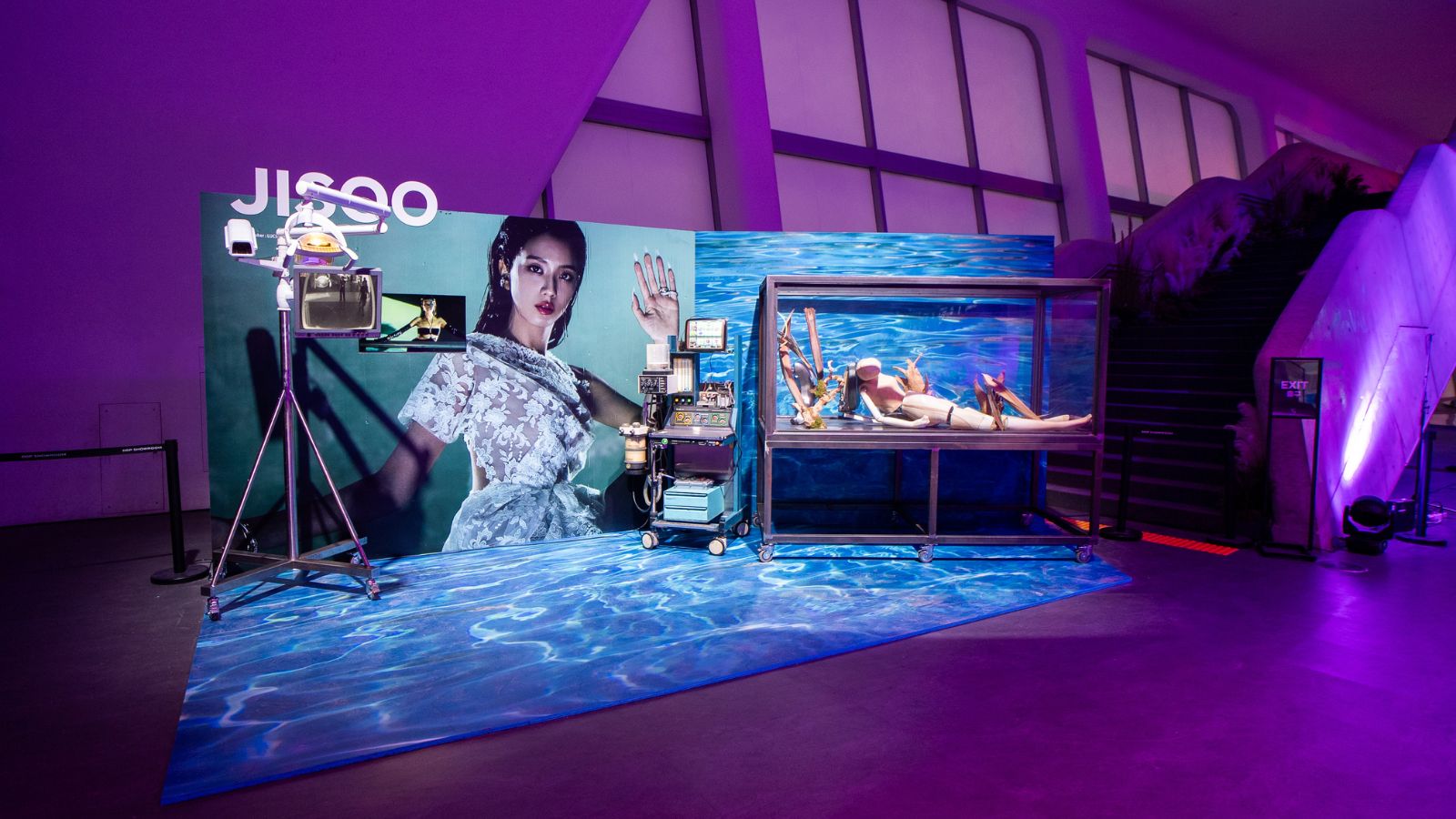 billboard korea runway to seoul jisoo