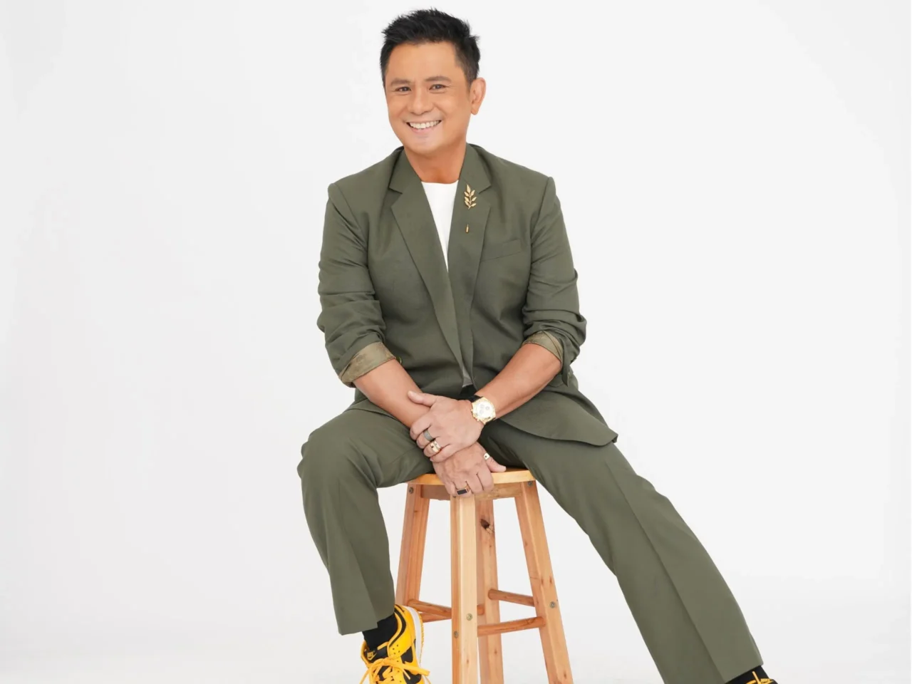 ogie alcasid in lab billboard philippines