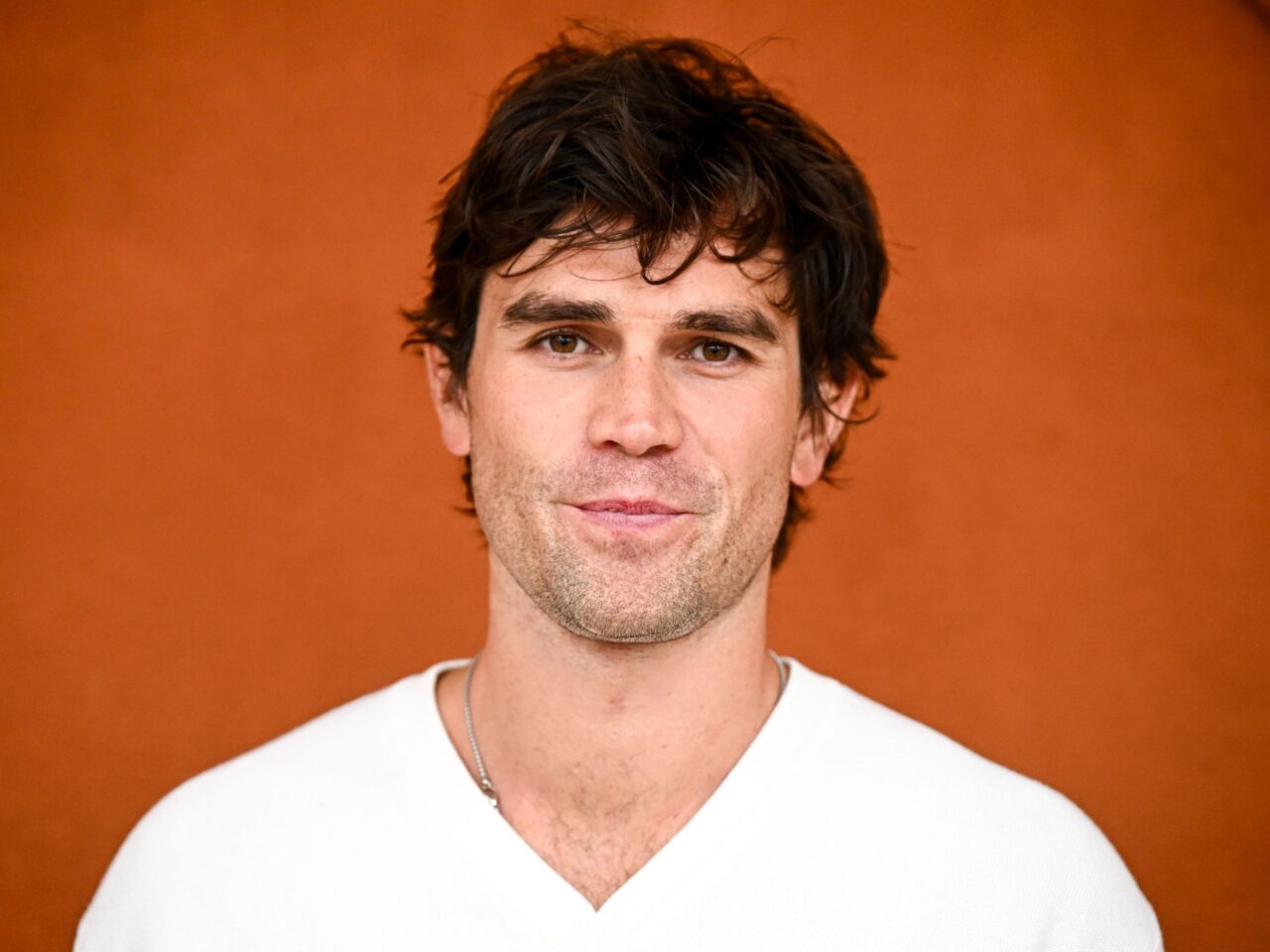 kj apa mr. fantasy alter ego