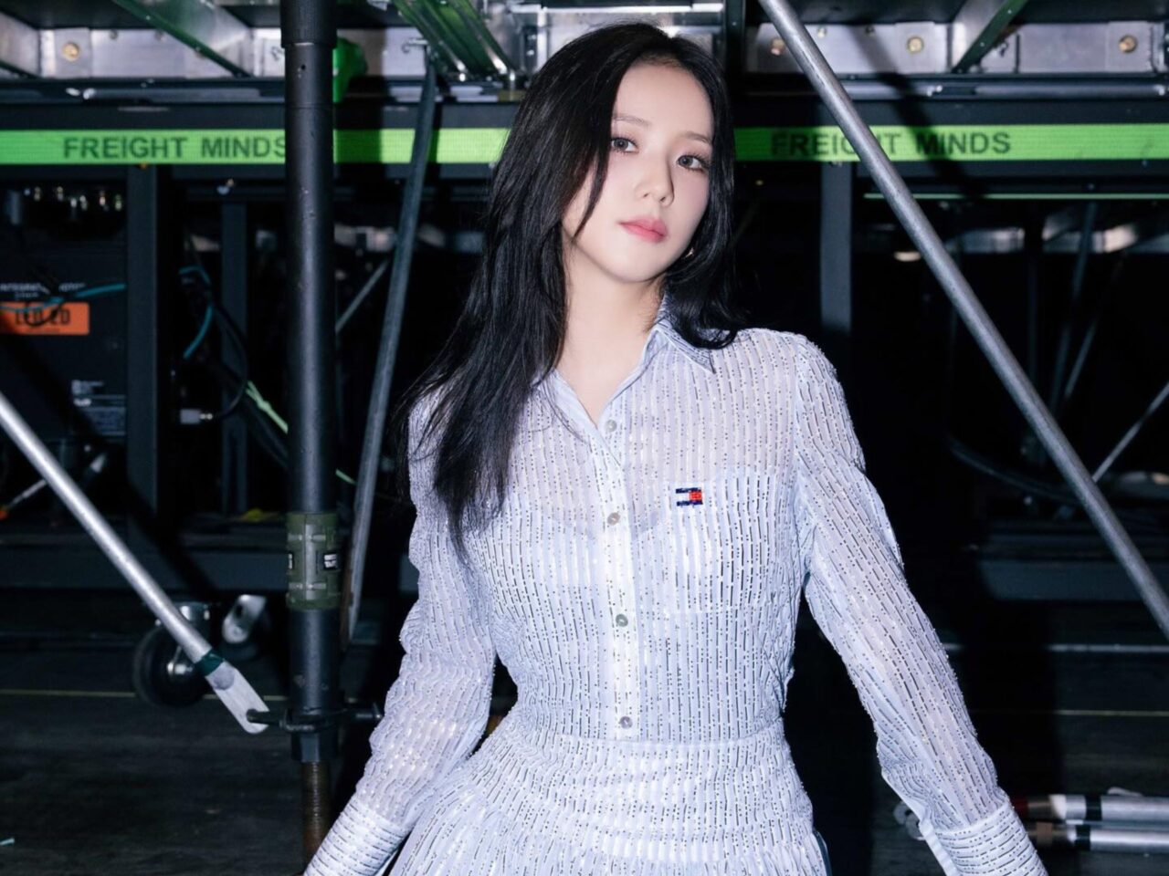 jisoo zayn eyes closed