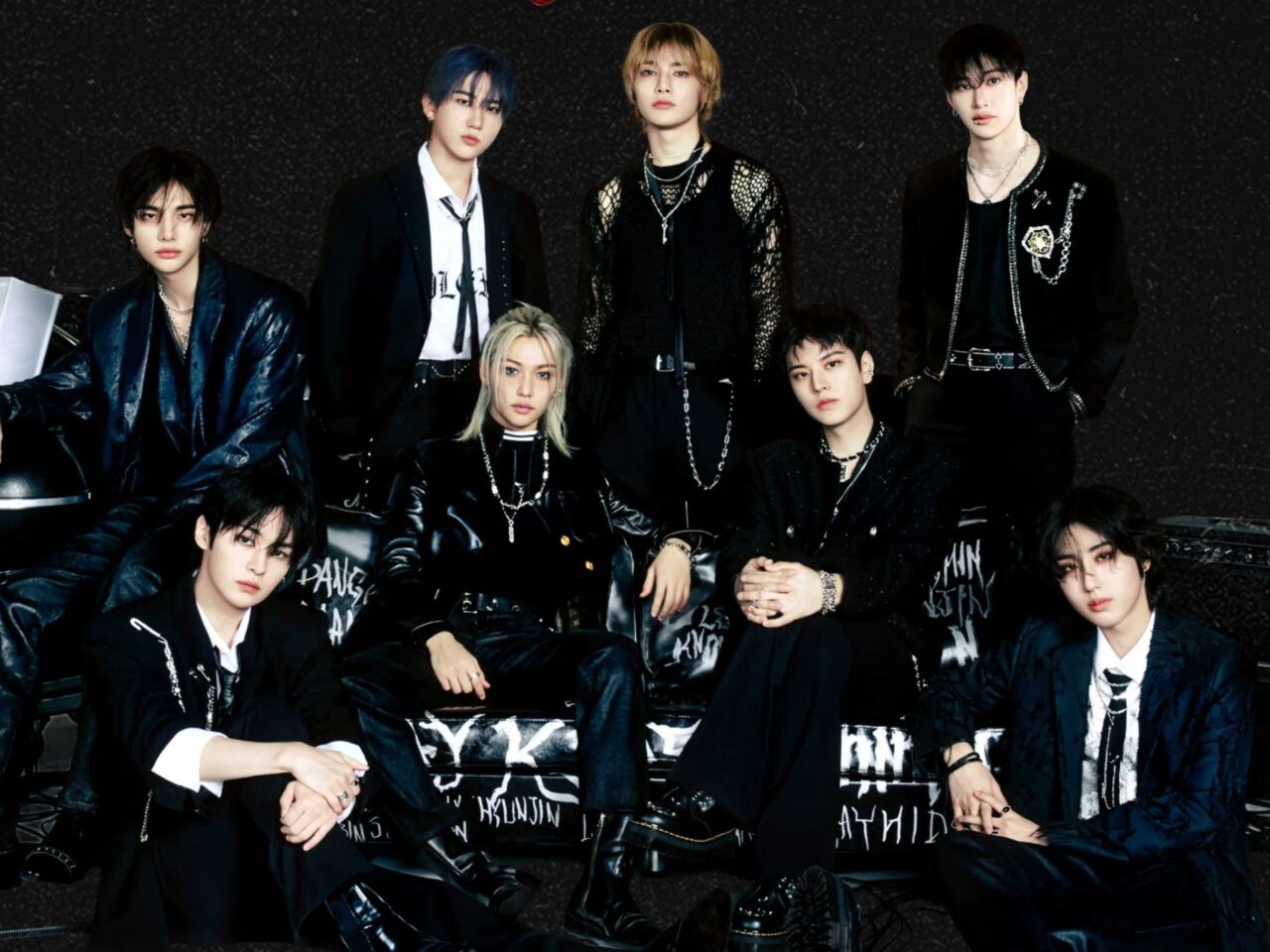 stray kids the dominate experience