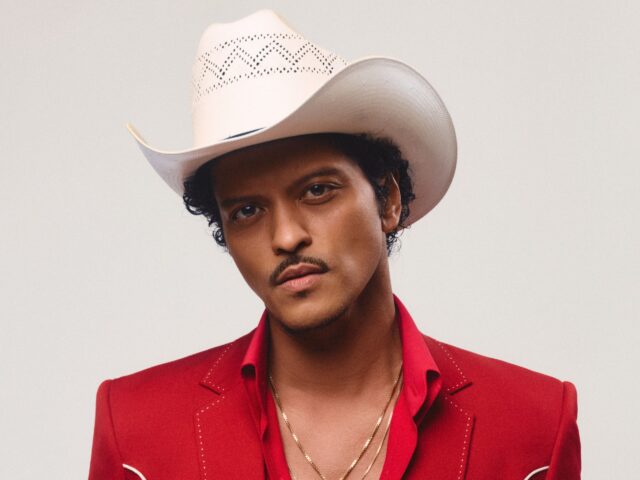 BRUNO MARS THE ROMANTIC