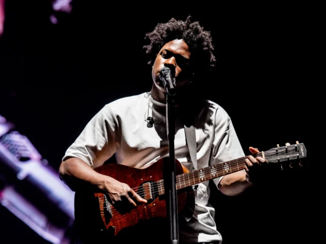 Daniel Caesar singing at his 'Son Of Spergy' Concert at the SM Mall Of Asia Arena