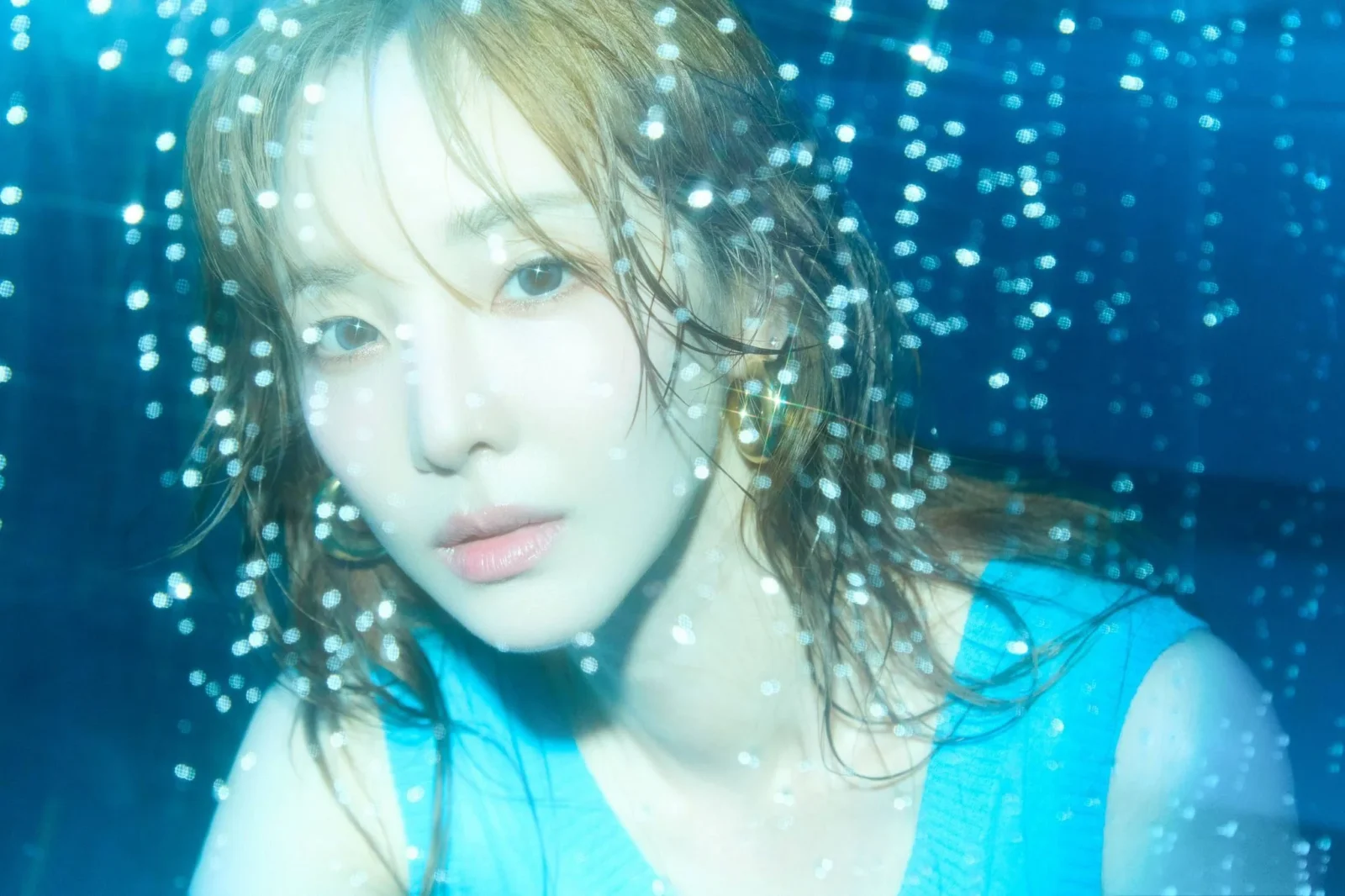 Sandara Park's concept photo for upcoming solo project 'REPRISM'