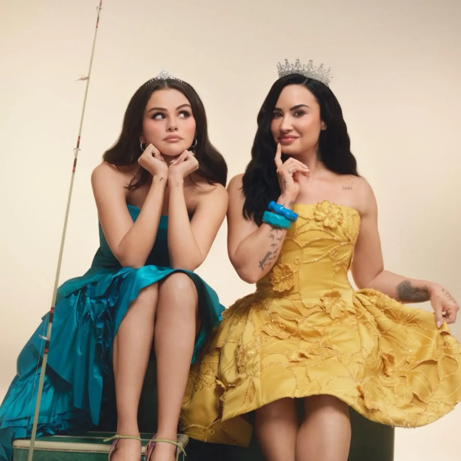 Selena Gomez, Demi Lovato reunion
